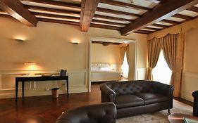 Hotel Rua Frati 48 In San Francesco